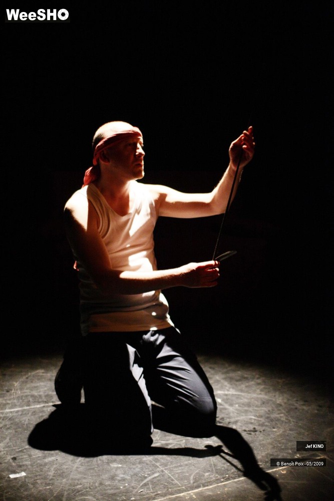 8/109 photos du spectacle Jef KINO