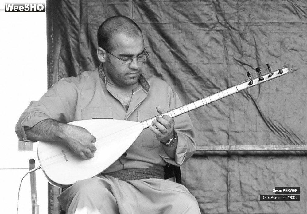 9/30 photos du spectacle Tous voisins chez les Kurdes