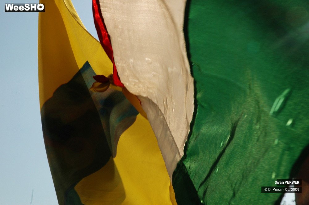 10/30 photos du spectacle Tous voisins chez les Kurdes