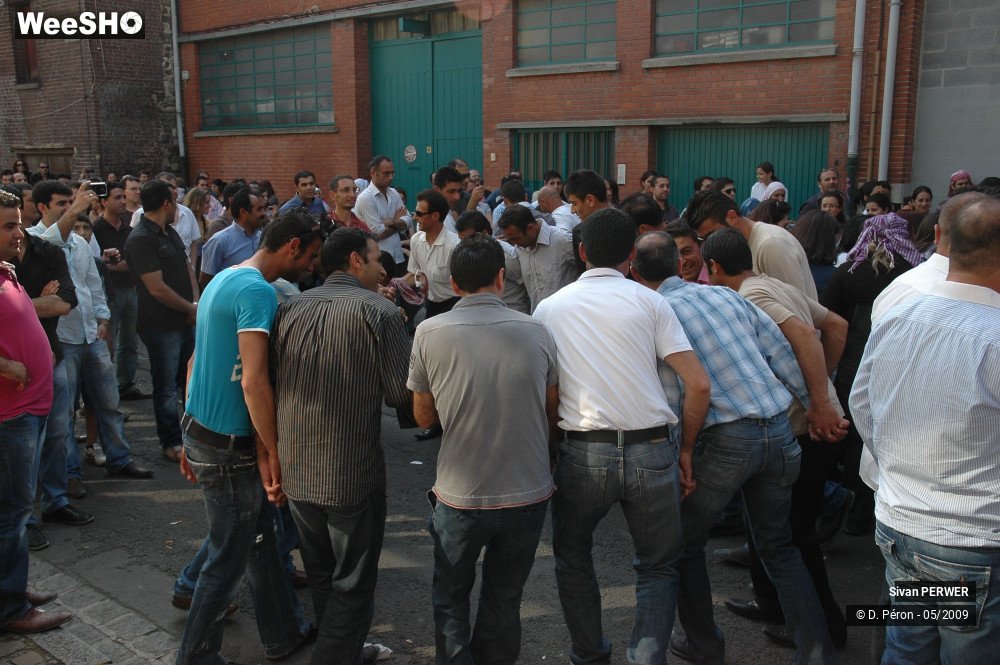 12/30 photos du spectacle Tous voisins chez les Kurdes