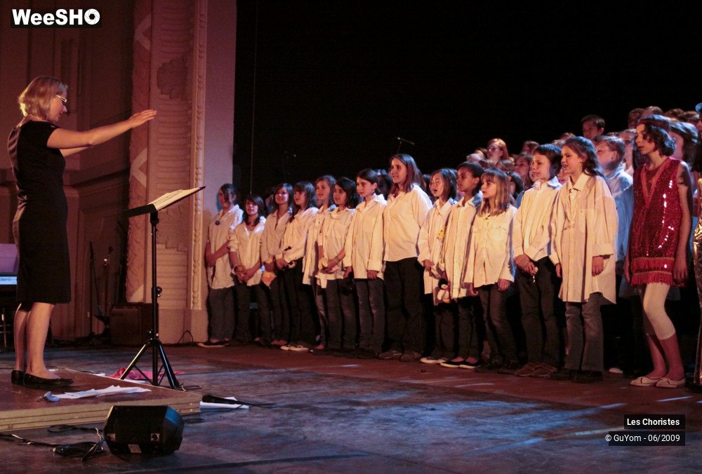 15/50 photos du spectacle L'anniversaire des Choristes
