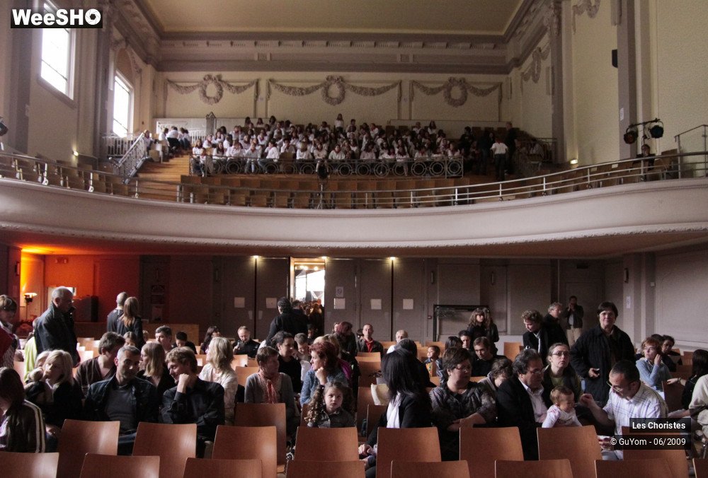 24/50 photos du spectacle L'anniversaire des Choristes
