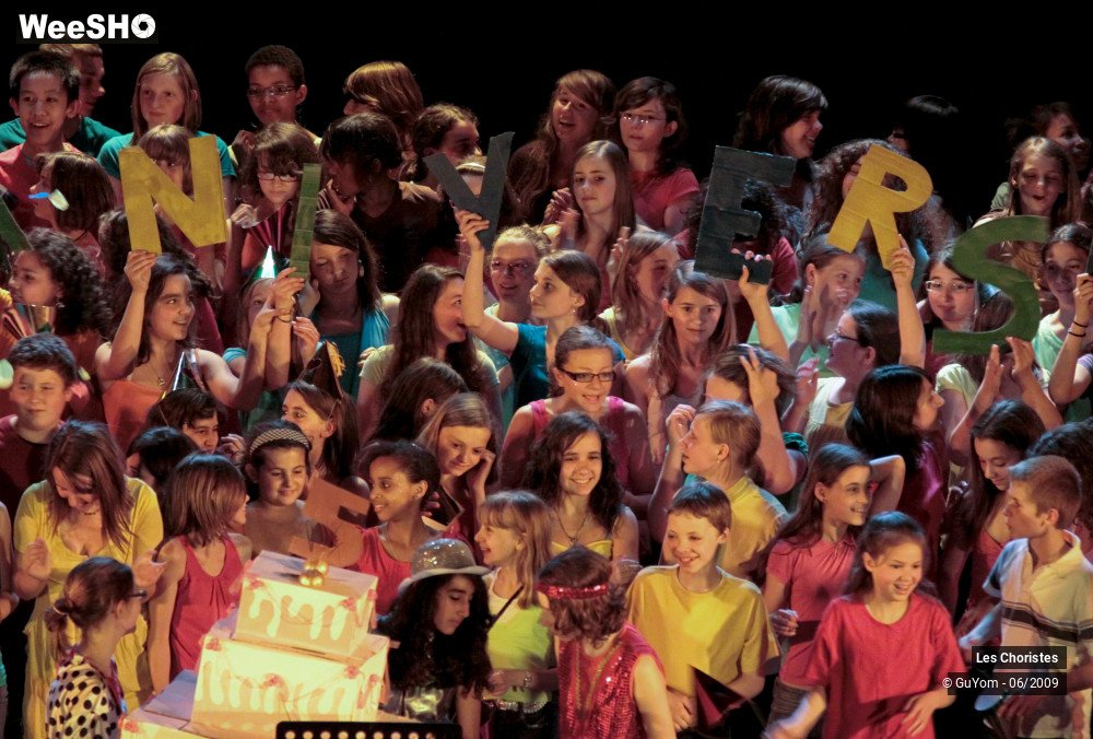 49/50 photos du spectacle L'anniversaire des Choristes