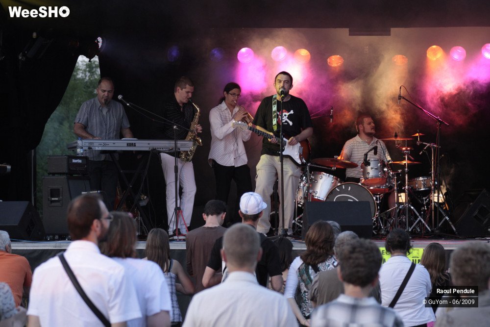 28/34 photos du spectacle Raoul Pendule