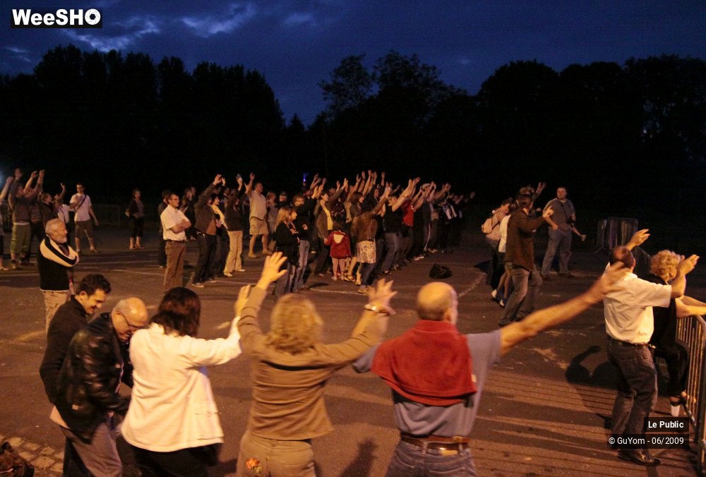 32/33 photos du spectacle Lézard Martien Ambiance