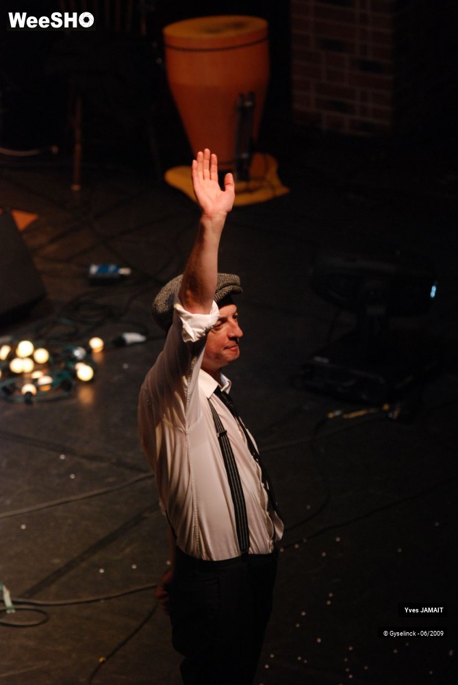 33/49 photos du spectacle Yves JAMAIT