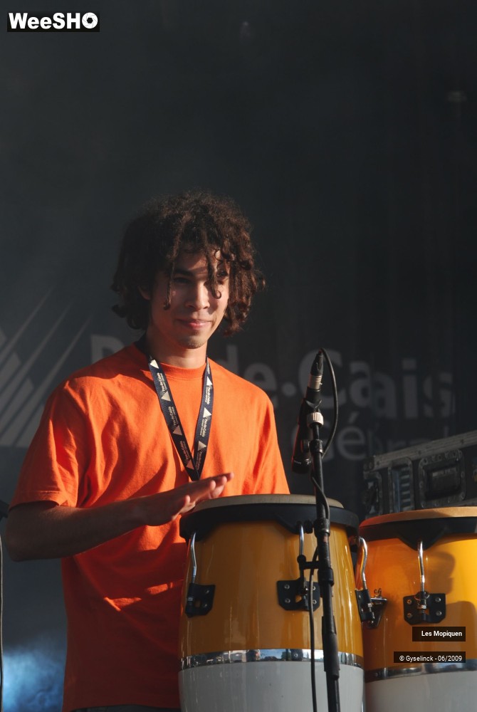 16/19 photos du spectacle Les mopiquen