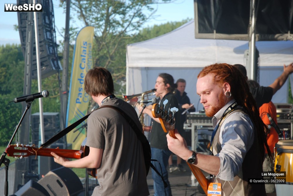 17/19 photos du spectacle Les mopiquen