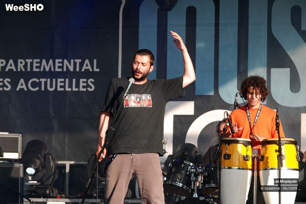 18/19 photos du spectacle Les mopiquen