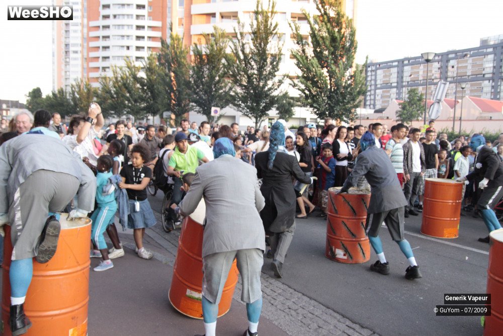 39/50 photos du spectacle Generik Vapeur Ambiance