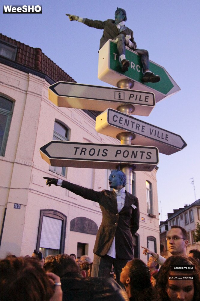 12/50 photos du spectacle Generik Vapeur Parade