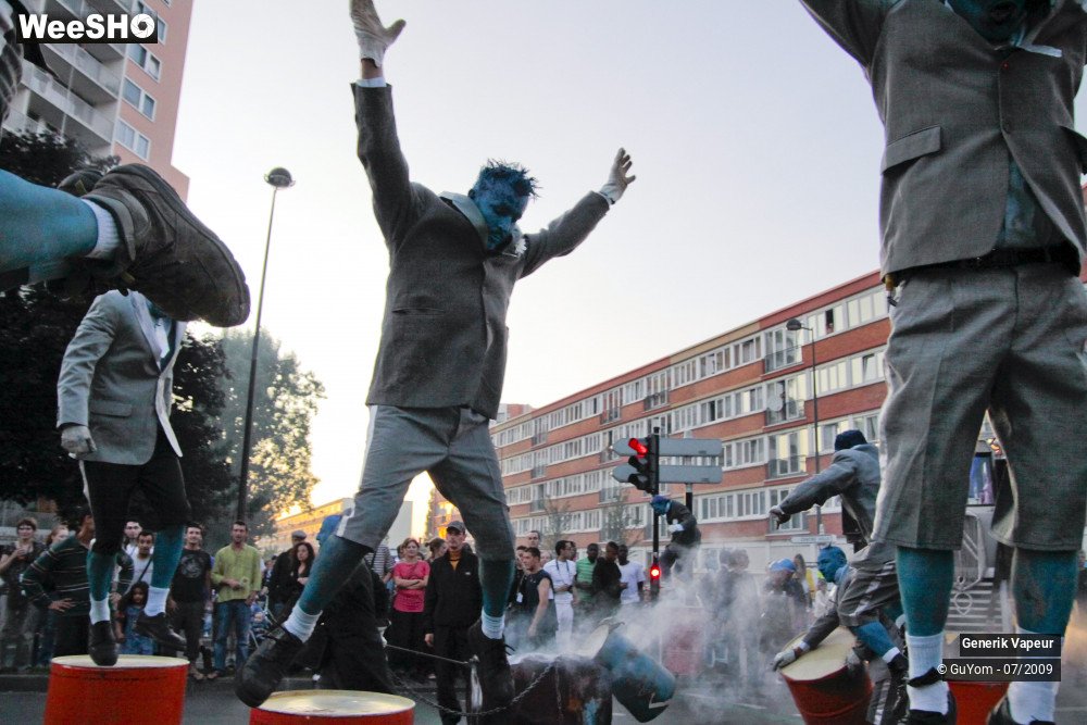 27/50 photos du spectacle Generik Vapeur Parade