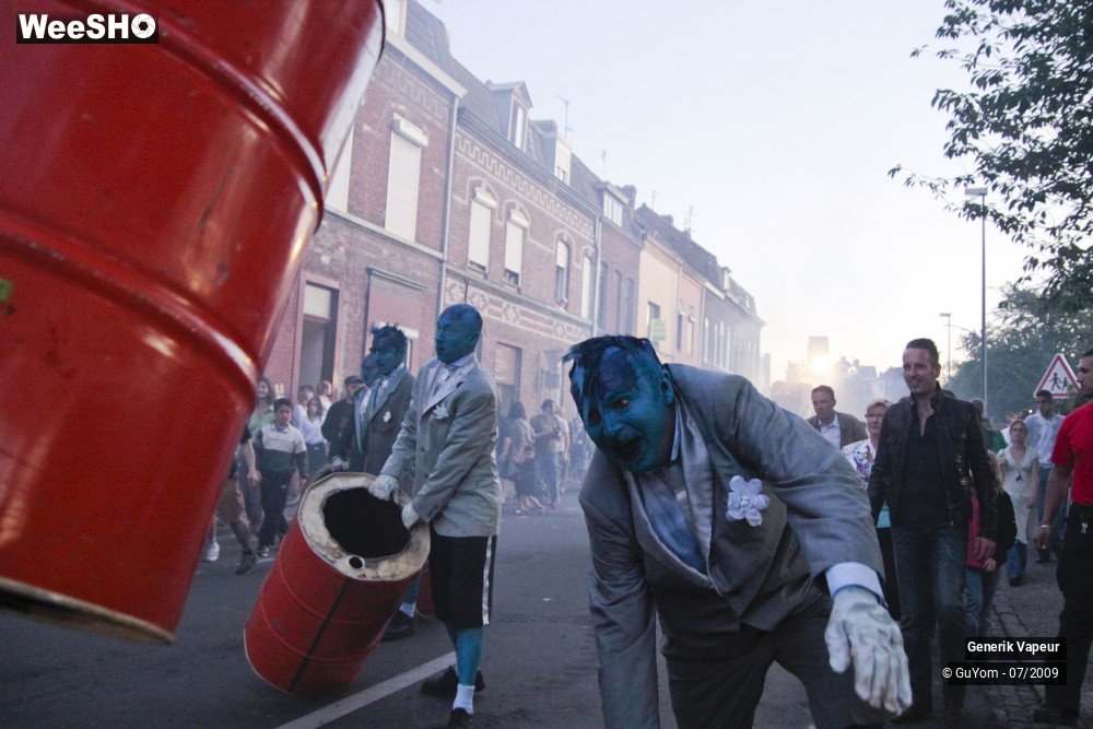 42/50 photos du spectacle Generik Vapeur Parade