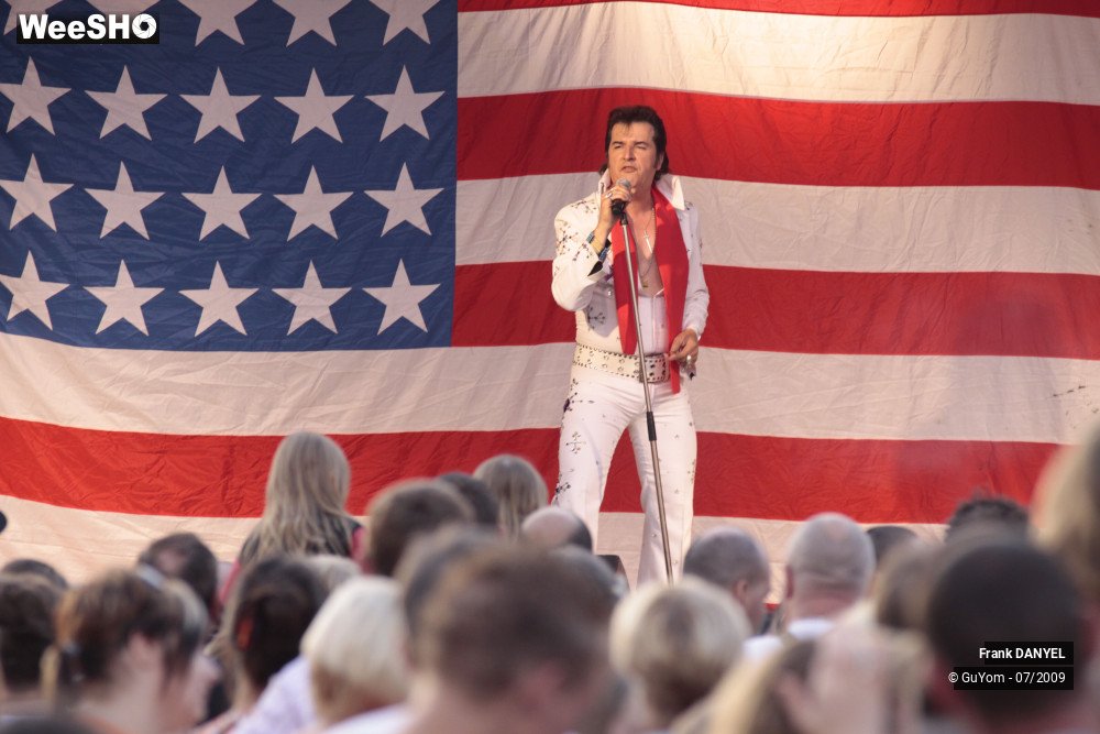 17/28 photos du spectacle Frank DANYEL