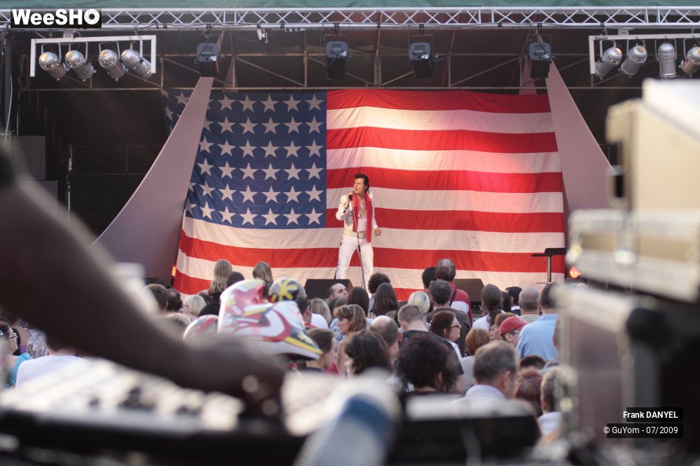 19/28 photos du spectacle Frank DANYEL