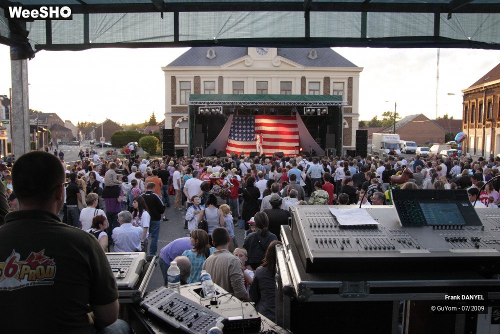 20/28 photos du spectacle Frank DANYEL