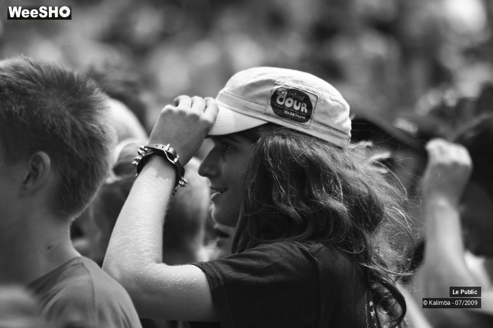 39/50 photos du spectacle Festival de Dour Ambiance 3
