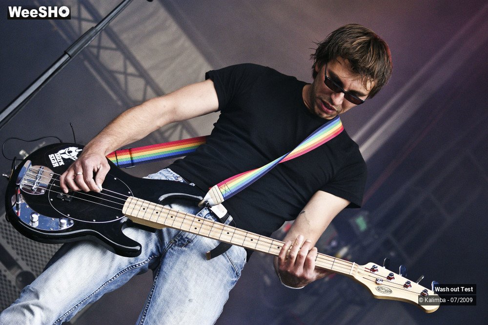 18/27 photos du spectacle Wash Out Test