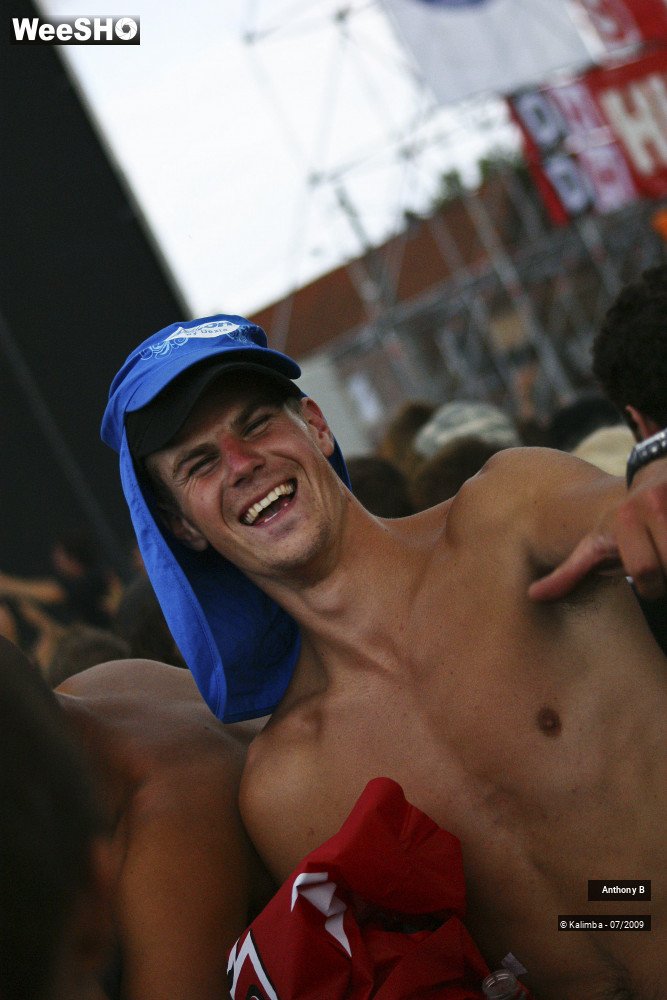 2/32 photos du spectacle Anthony B