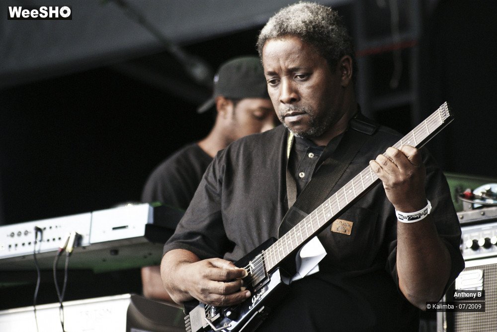 31/32 photos du spectacle Anthony B