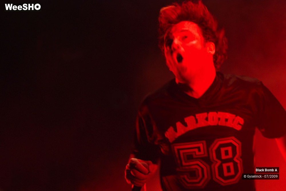 12/24 photos du spectacle Black Bomb A