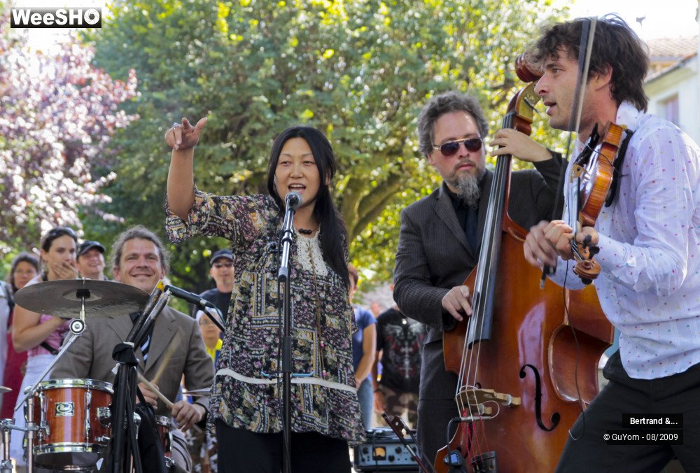 20/40 photos du spectacle Bertrand &...