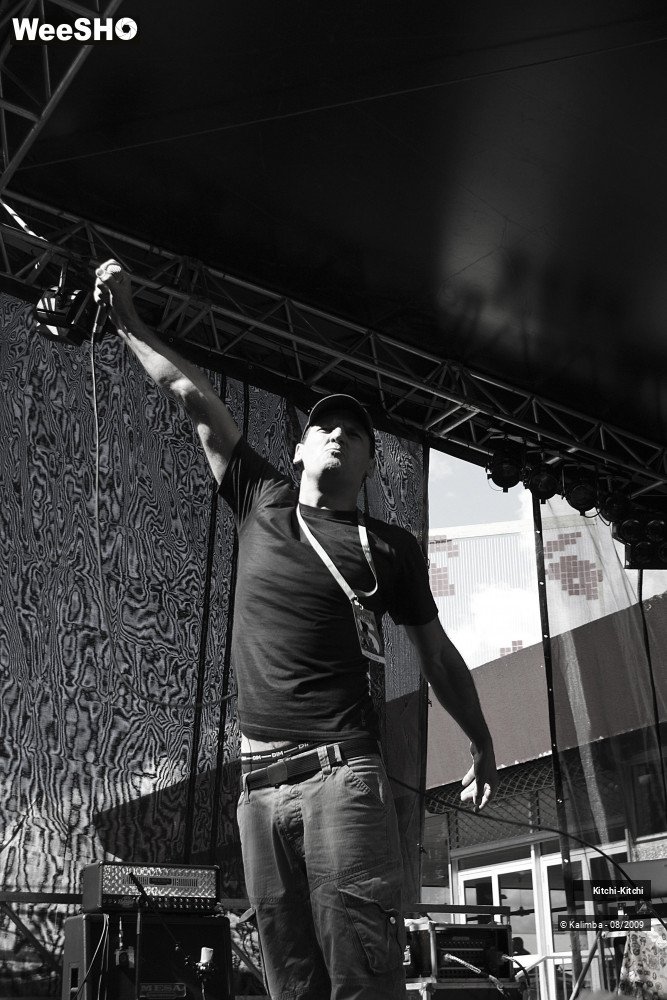 9/32 photos du spectacle Kitchi-Kitchi