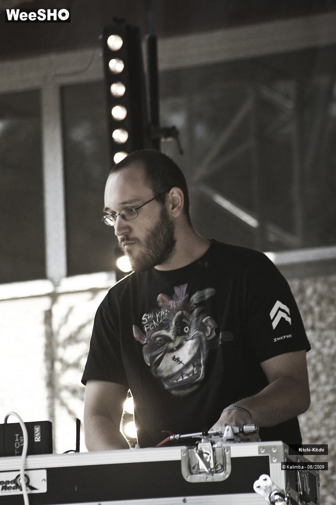 10/32 photos du spectacle Kitchi-Kitchi