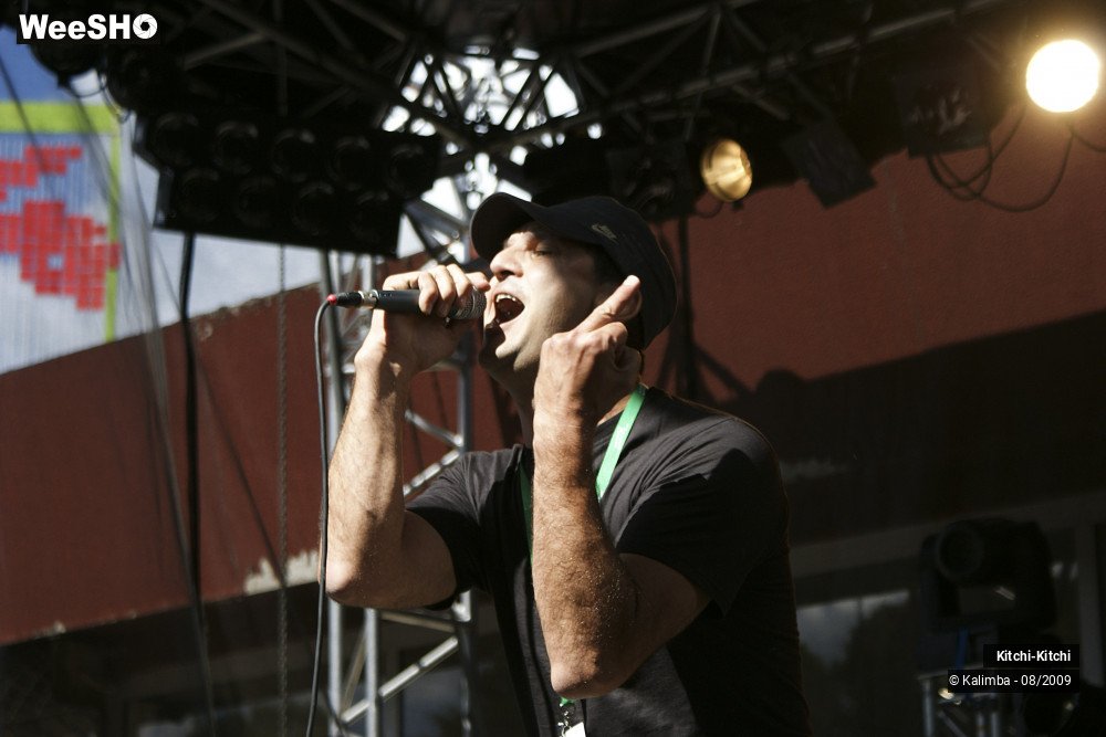 20/32 photos du spectacle Kitchi-Kitchi