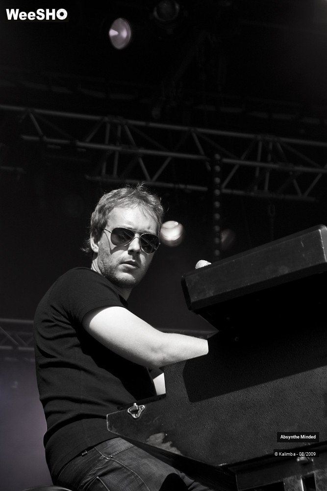 16/37 photos du spectacle Absynthe Minded