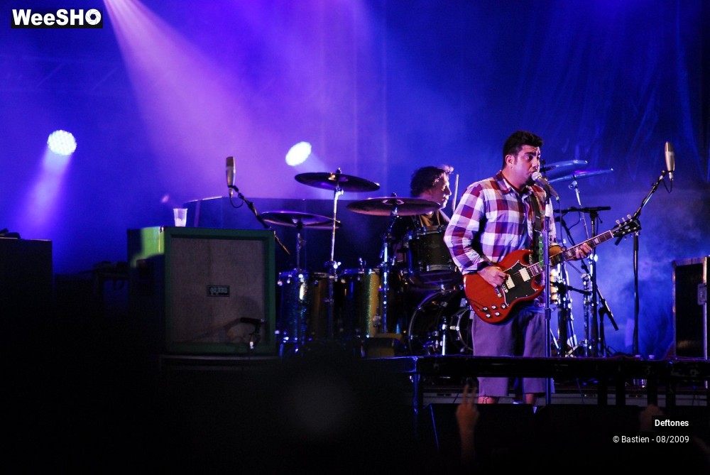 33/38 photos du spectacle Deftones