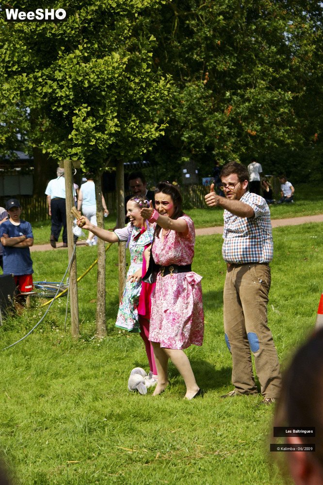 9/47 photos du spectacle La famille Baltringues 3
