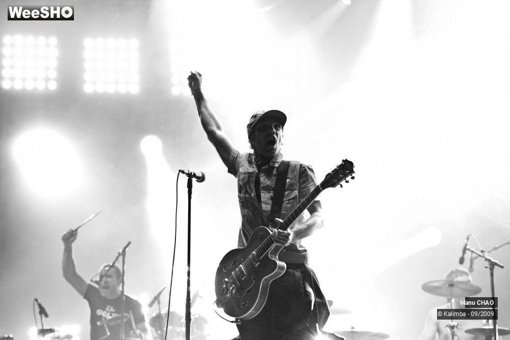 26/29 photos du spectacle Manu CHAO