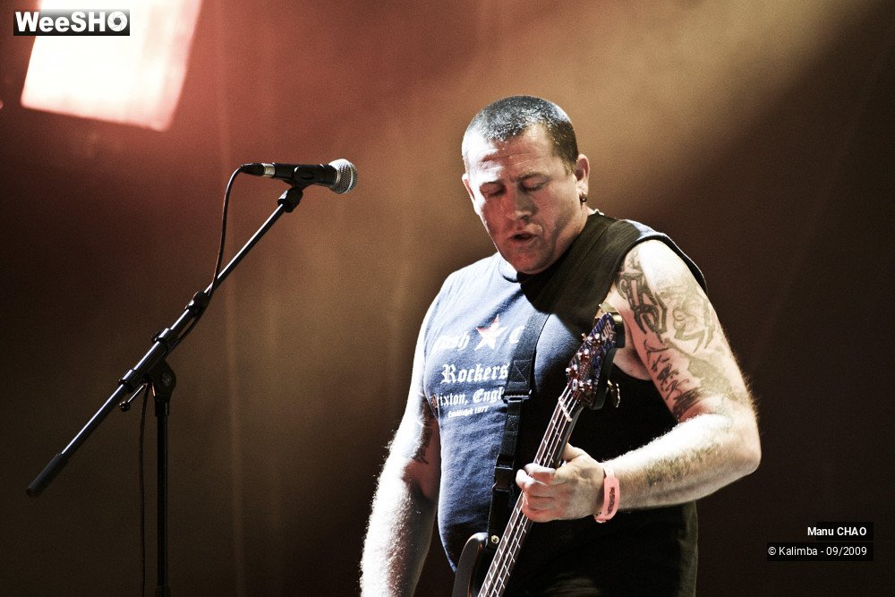 28/29 photos du spectacle Manu CHAO