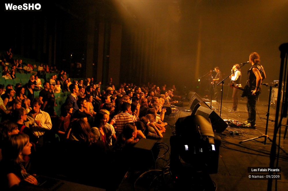 40/40 photos du spectacle Fatals Picards