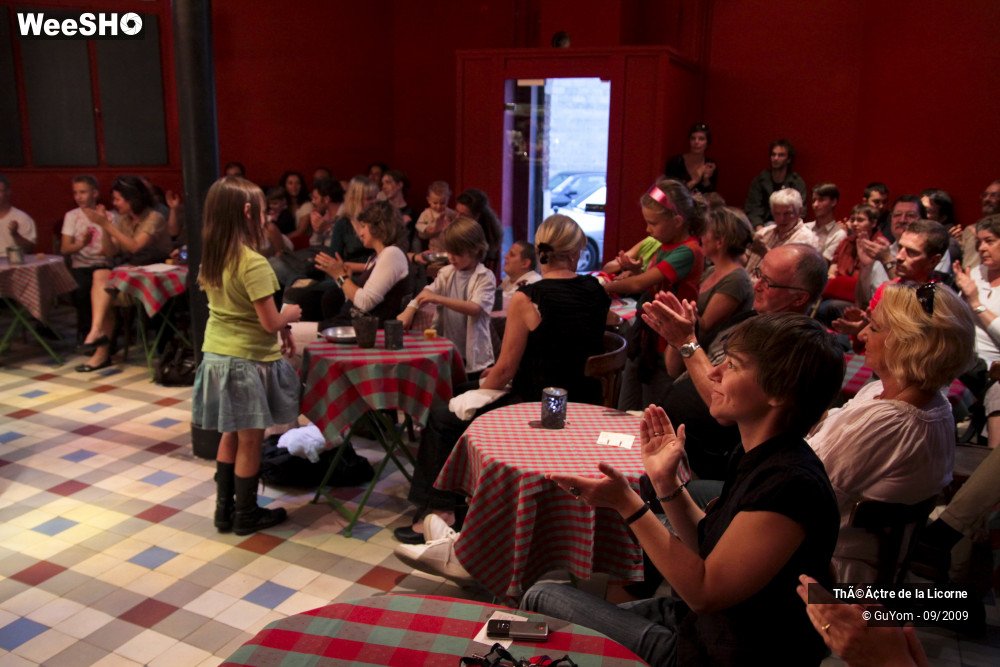 12/34 photos du spectacle La Griffe des Escargots 