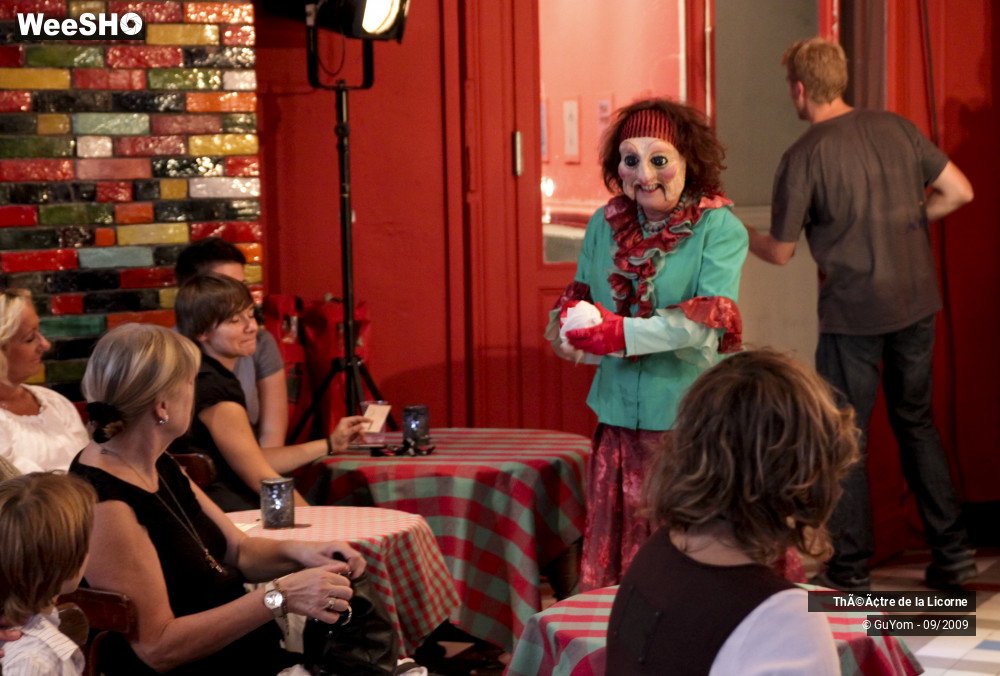 25/34 photos du spectacle La Griffe des Escargots 