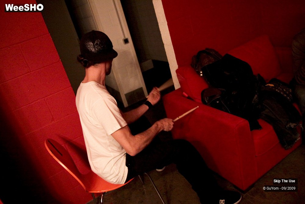 10/36 photos du spectacle Skip The Use Backstage