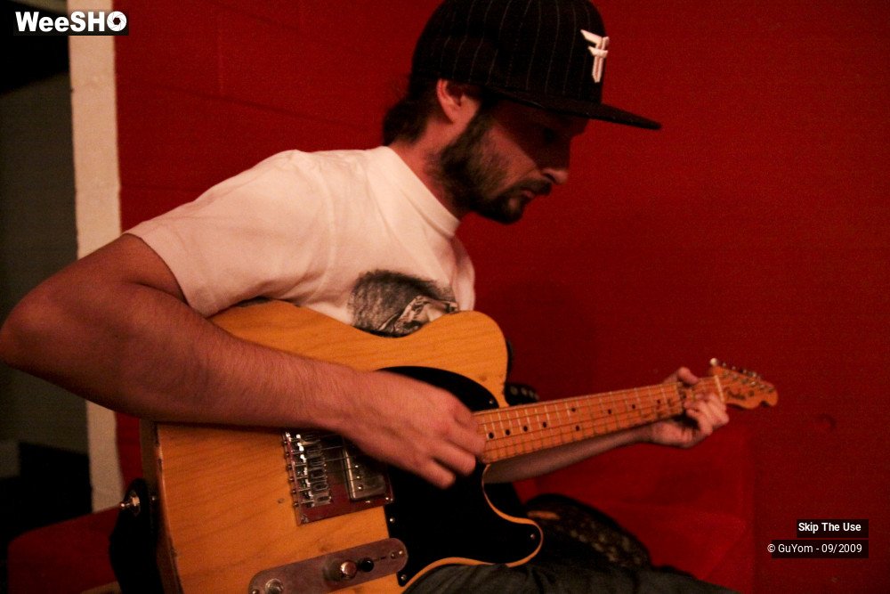 11/36 photos du spectacle Skip The Use Backstage