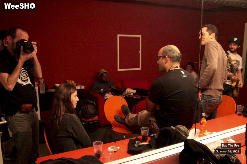 13/36 photos du spectacle Skip The Use Backstage