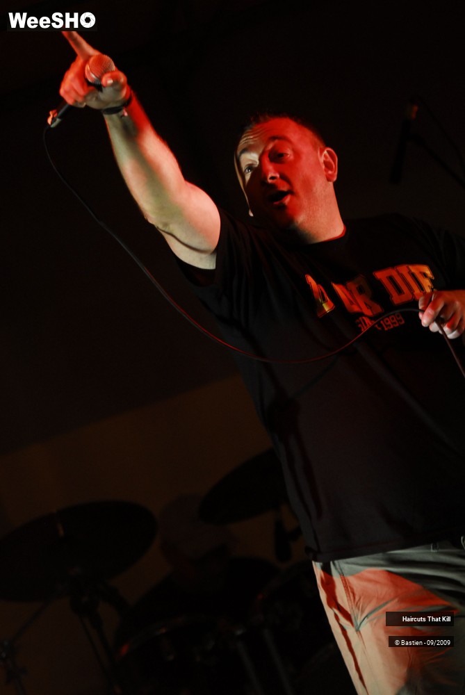 16/28 photos du spectacle Hair cut that kill