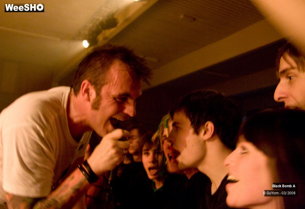 37/38 photos du spectacle Black Bomb A