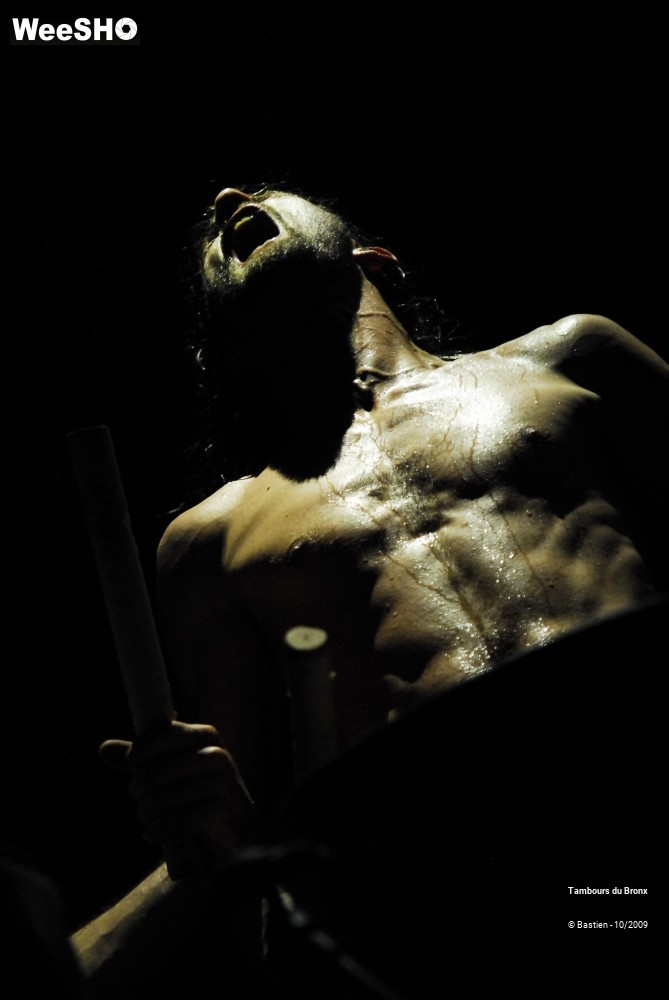 7/47 photos du spectacle Tambours du Bronx