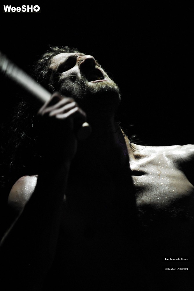 18/47 photos du spectacle Tambours du Bronx