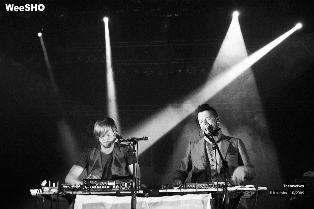 21/33 photos du spectacle Themselves