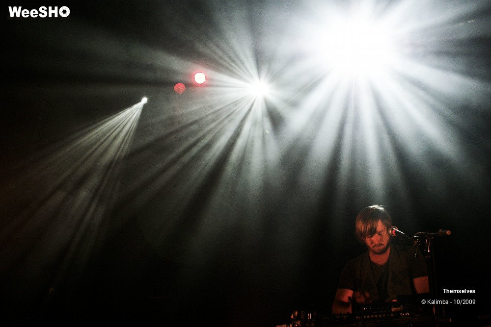 28/33 photos du spectacle Themselves