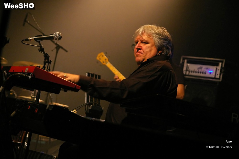 4/42 photos du spectacle Arno