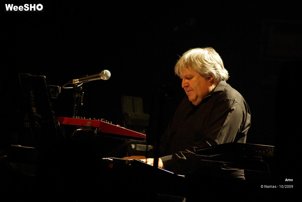 20/42 photos du spectacle Arno