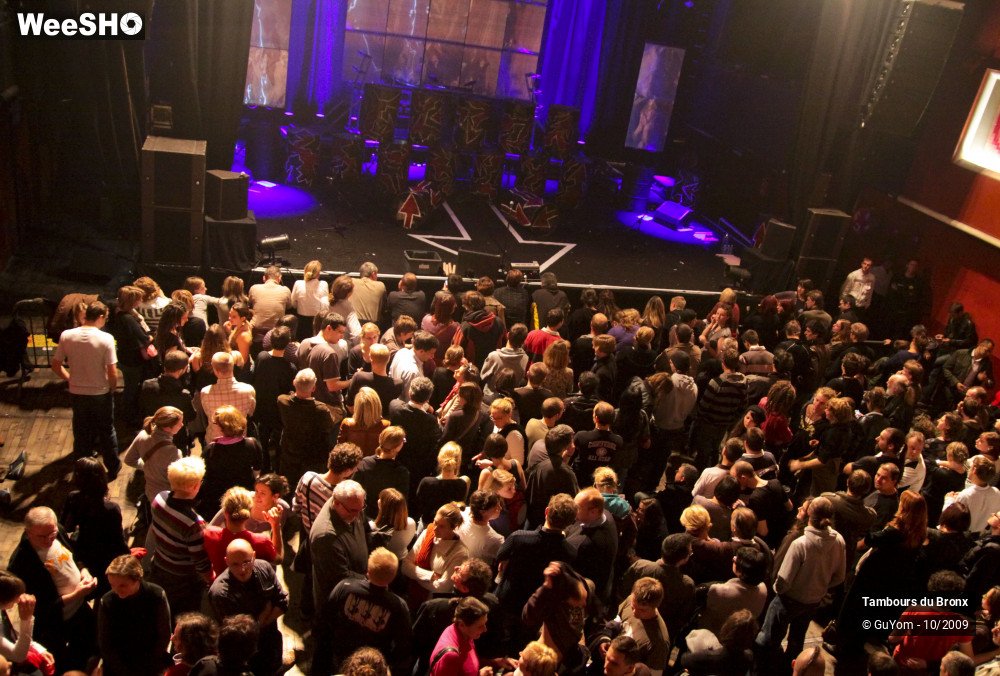 14/18 photos du spectacle Tambours du Bronx Ambiance