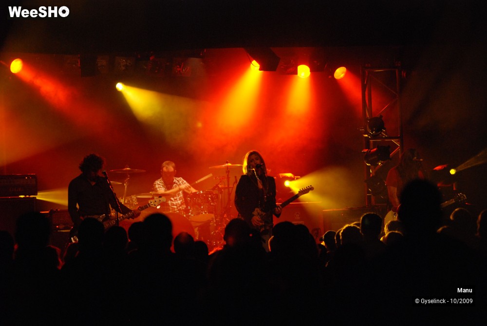 23/27 photos du spectacle Manu